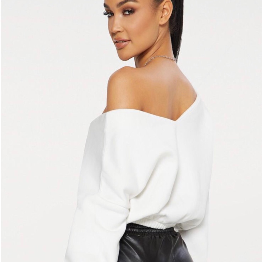 Pretty little thing crop sweatshirt